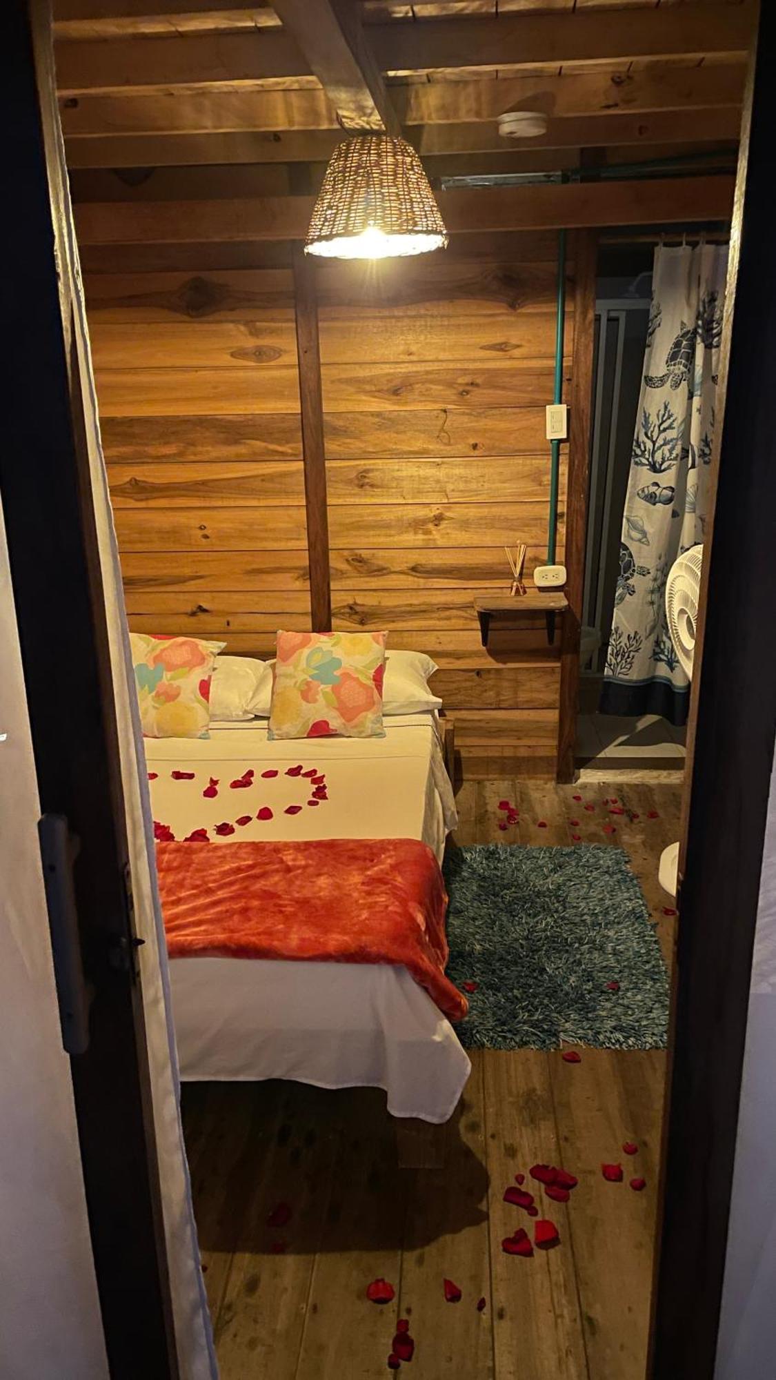 Hostal Velero Relax Guachaca Zewnętrze zdjęcie
